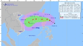 Bão Yinxing đi vào biển Đông, trở thành cơn bão số 7