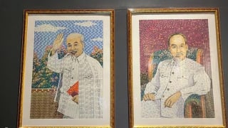 Hành trình theo chân Bác qua sưu tập tem và bưu ảnh