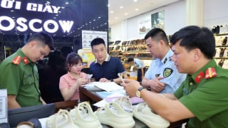 Thanh Hóa: Lực lượng Quản lý thị trường chuyển cơ quan điều tra nhiều vụ việc có dấu hiệu hình sự