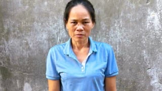Thanh Hóa: Bắt tạm giam nữ ‘lang băm’ bán thuốc nam làm chết người