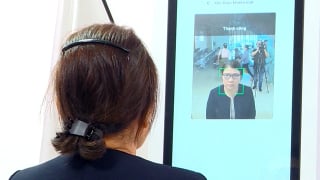 'Tạm biệt' xếp hàng khi đăng ký khám chữa bệnh
