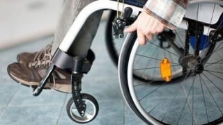 Căn bệnh liên quan đến thoái hóa thần kinh khiến teo dần cơ xương, có thể tử vong
