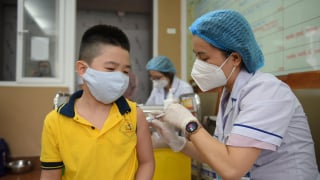 WHO và UNICEF: Việt Nam đạt nhiều thành tựu trong tiêm chủng trẻ em, giữ vững thành quả y tế công cộng