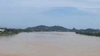 Thanh Hóa phát lệnh báo động lũ, yêu cầu hộ đê khẩn cấp