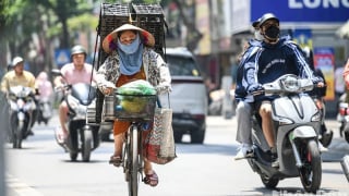 Bắc Bộ nắng nóng cực điểm, Trung – Nam Bộ chuẩn bị đón mưa lớn