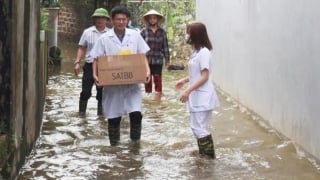 Yêu cầu dự trữ, cung ứng đầy đủ thuốc cho điều trị, phòng chống dịch bệnh trong mùa mưa lũ