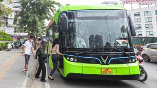 Xe điện – giải pháp liệu có thực sự 'xanh'?