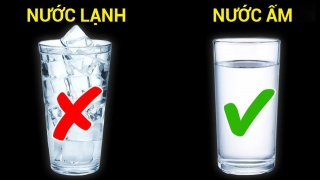 Bạn nghĩ rằng việc uống nước lạnh vào mùa nóng thật sự đúng?