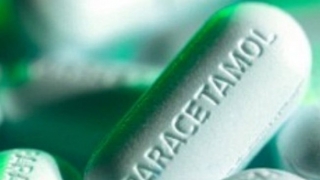 Nam thanh niên 20 tuổi ngộ độc Paracetamol dẫn đến suy gan nặng