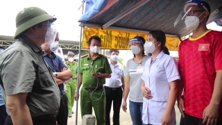 Thủ Tướng Phạm Minh Chính kiểm tra đột xuất bệnh Viện Quân dân y miền Đông