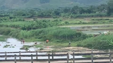 Nghệ An: Hai anh em ruột đuối nước khi đi tắm sông gần nhà