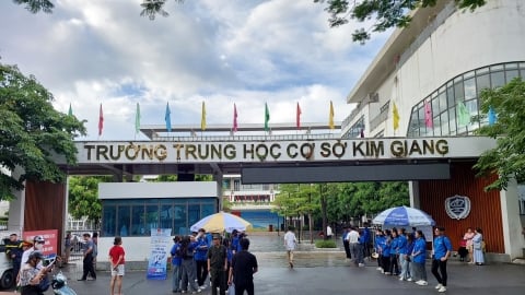 Hà Nội: Hơn 1 triệu thí sinh làm bài thi môn Ngữ văn Kỳ thi tốt nghiệp THPT 2024 trong sáng nay (27/6)