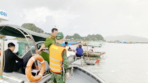 Quảng Ninh: Tàu cá bị chìm trong đêm, 1 ngư dân tử nạn