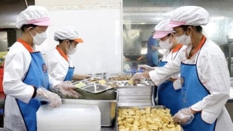 Hải Phòng: Tăng cường các biện pháp phòng ngừa ngộ độc thực phẩm tại các bếp ăn tập thể trong và ngoài khu, cụm công nghiệp