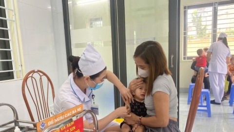 Hà Nội triển khai chiến dịch tiêm vaccine phòng bệnh sởi cho trẻ từ 1 đến 5 tuổi