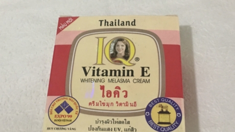 Đình chỉ lưu hành, thu hồi và tiêu hủy mỹ phẩm Kem thoa mặt IQ Vitamin E Whitening Melasma - Hộp 1 lọ 8g hông đạt tiêu chuẩn chất lượng