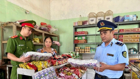 Lực lượng Quản lý thị trường triển khai cao điểm chống buôn lậu, gian lận thương mại và hàng giả