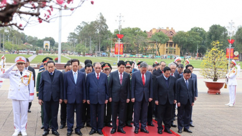 Lãnh đạo Đảng, Nhà nước vào Lăng viếng Chủ tịch Hồ Chí Minh nhân Kỷ niệm 95 năm Ngày thành lập Đảng