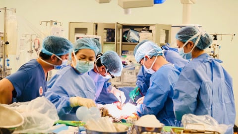 Hà Nội: 50 giờ lấy ghép tạng cứu sống bệnh nhân suy gan, suy thận giai đoạn cuối