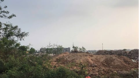 Khi rác thải được dùng để lấp ao, hồ: Đô thị mất dần 'lá phổi xanh'