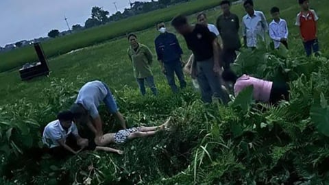 Hà Nội: Ba học sinh bị điện giật trong lúc thả diều ở Thường Tín