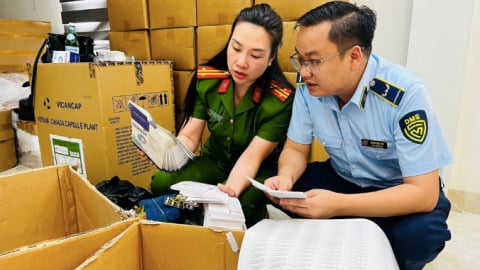 Cục An toàn thực phẩm phối hợp với Công an thành phố Hà Nội xác minh, làm rõ các sản phẩm thực phẩm chức năng giả