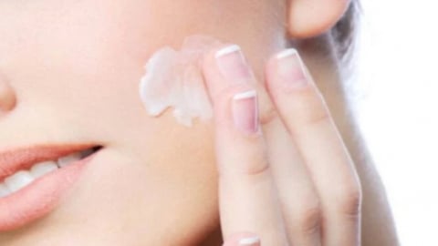 Bộ Y tế: Tăng cường công tác quản lý mỹ phẩm đối với sản phẩm chống nắng