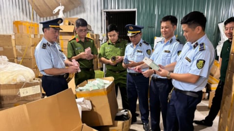 Bổ sung thành viên Tổ công tác của Thủ tướng Chính phủ về cao điểm đấu tranh ngăn chặn buôn lậu, hàng giả