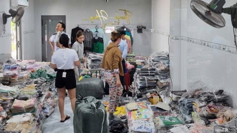Phú Yên: Xử phạt cơ sở kinh doanh quần áo không rõ nguồn gốc, xuất xứ
