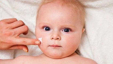 Bệnh sởi: Dấu hiệu nhận biết và phòng tránh
