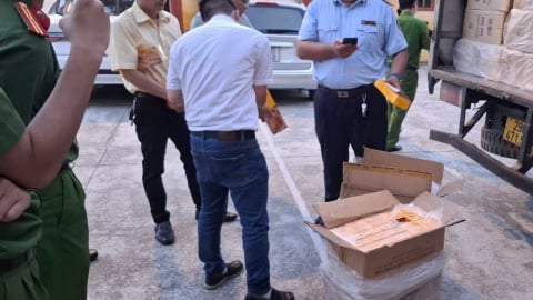 Nam Định: Phát hiện và ngăn chặn kịp thời đường dây buôn bán thuốc lá giả qua mạng