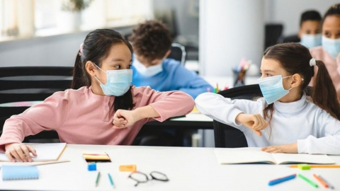 Cảnh báo gia tăng bệnh viêm phổi vào mùa mưa