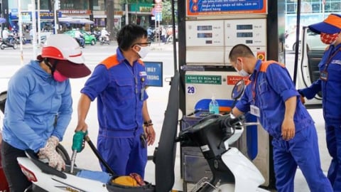 Giá xăng tăng, giá dầu giảm từ 15h chiều nay 29/5
