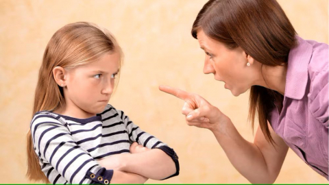 Cha mẹ cần làm gì khi con nổi nóng?