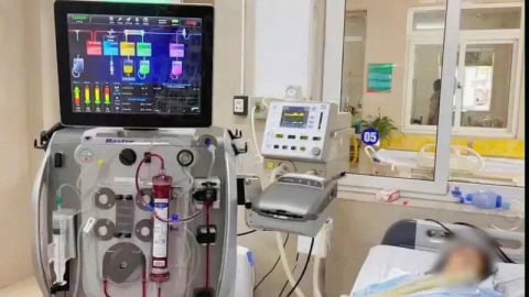 Ninh Bình: Lọc máu liên tục cứu sống bé gái suy đa tạng sau đuối nước