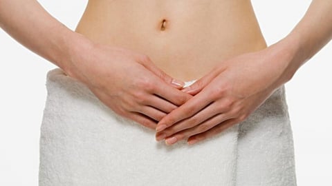 Có cần vệ sinh 'cô bé' ngay sau khi quan hệ?