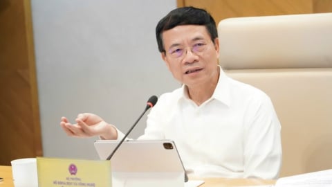 Bộ trưởng Nguyễn Mạnh Hùng: Dùng công nghệ để 'đỡ việc' cho cán bộ, công chức cấp xã