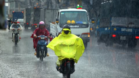 Dự báo thời tiết ngày 9/6: Bắc Bộ có mưa dông, Trung Bộ nắng nóng