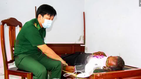 Cà Mau: Kịp thời cứu các thuyền viên người nước ngoài trôi dạt trên biển