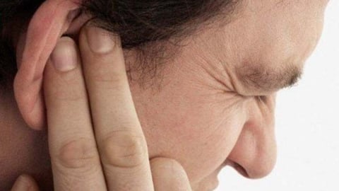 Ù tai có phải là nguyên nhân gây suy giảm thính lực?
