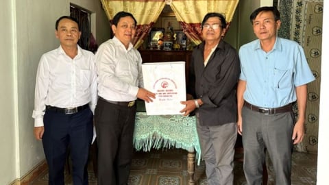 Quảng Trị chăm lo người có công với trách nhiệm và tình cảm sâu sắc