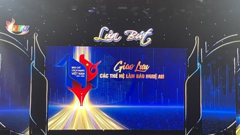 Nghệ An rực cháy 'Lửa bút': Giao lưu đặc biệt kỷ niệm 100 năm Báo chí Cách mạng Việt Nam