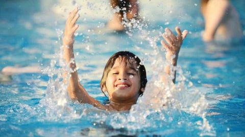 Bơi lội - Môn thể thao “vàng” cho sức khỏe mọi lứa tuổi