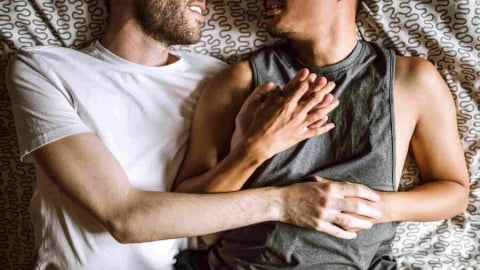 Vì sao quan hệ đồng giới dễ nhiễm HIV?