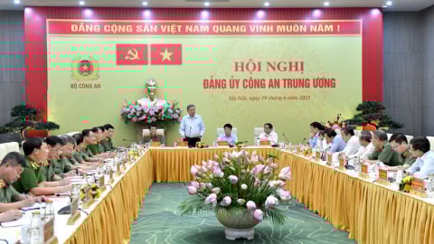 Tổng Bí thư Tô Lâm dự Hội nghị Đảng ủy Công an Trung ương 6 tháng đầu năm 2025