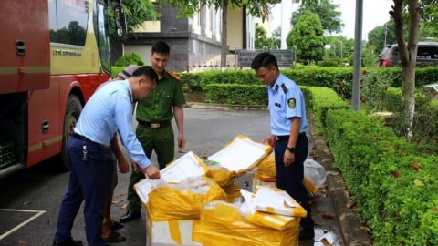 Sơn La: ngăn chặn kịp thời vụ vận chuyển gần 500kg sản phẩm động vật đã bốc mùi hôi thối