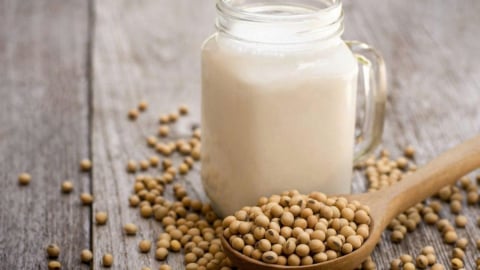 Sữa đậu nành có ảnh hưởng đến sức khỏe nam giới hay không?