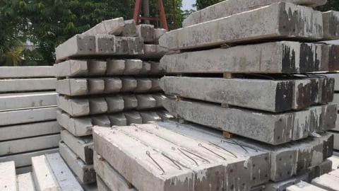 Hà Nội: Chấn thương bụng, vỡ ruột non do cột bê tông đổ vào người