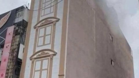 Hải Phòng: Một người tử vong trong vụ cháy quán karaoke