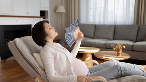 Mẹ bầu ăn gì để giải nhiệt ngày nắng nóng?